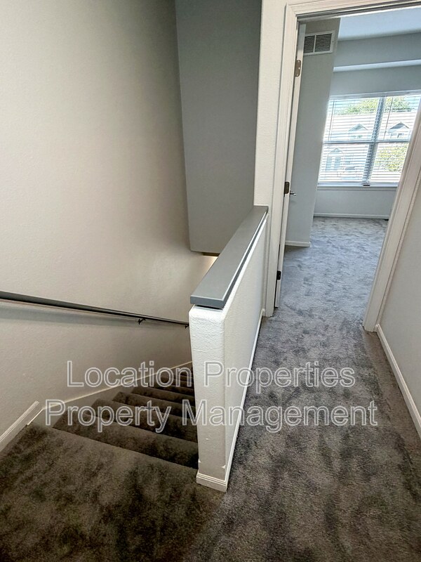 2201 Westdale Road - A3, Lawrence, Kansas rental photo 30 of 31