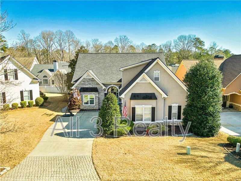 Peachtree City House: 203 Lenox Dr