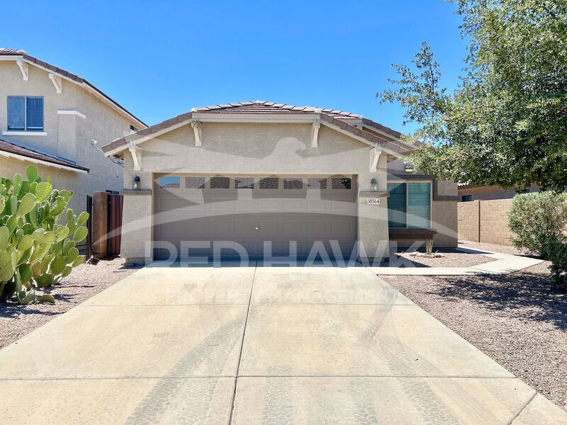 San Tan Valley House: 38564 N La Grange Ln