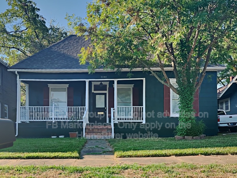Denison House: 1004 W Gandy St