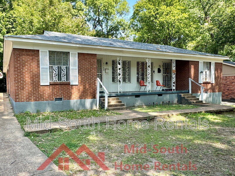 Memphis Townhome: 2168 Carnes Ave