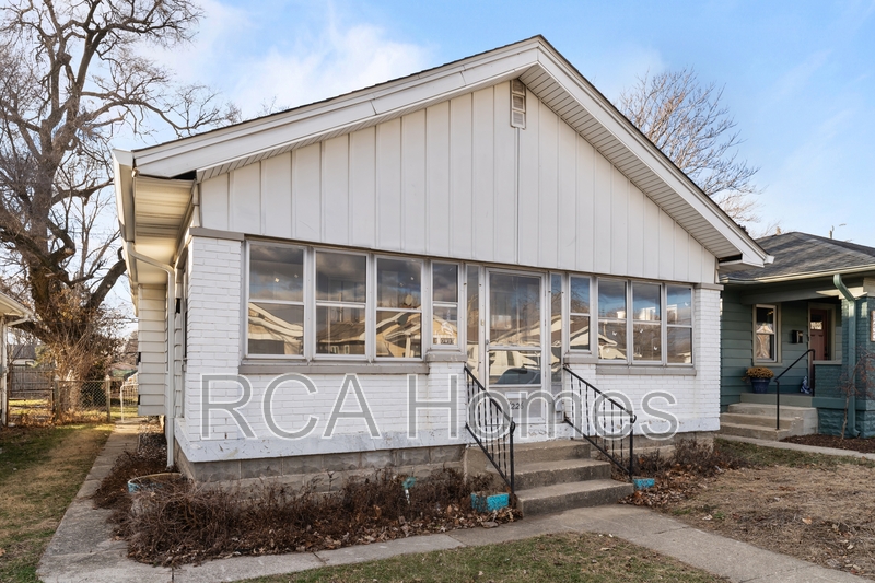 Indianapolis House: 1226 North Grant Avenue
