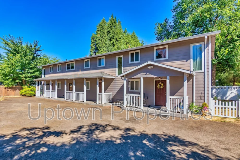 Hillsboro House: 367 NW Bailey Avenue