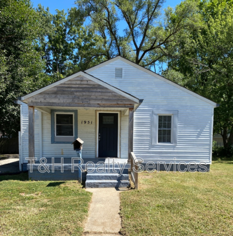 Indianapolis House: 1951 North Bosart Avenue