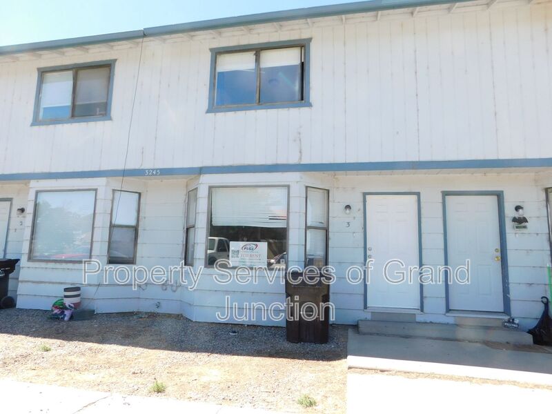 Clifton Condo: 3245 Downey Court