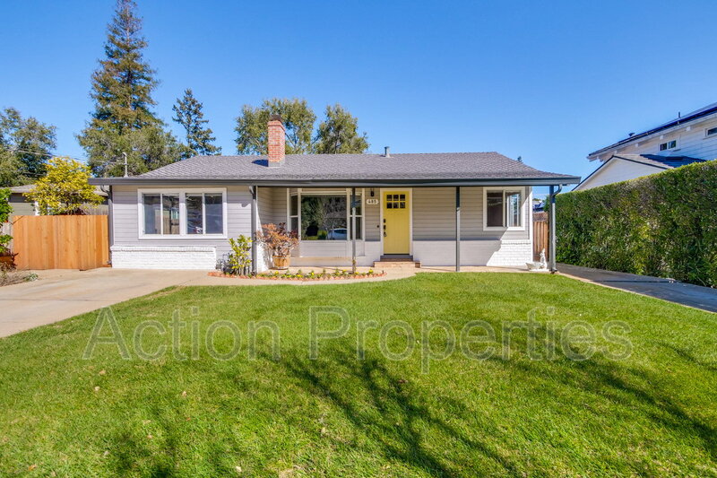Los Altos House: 485 Benvenue Avenue