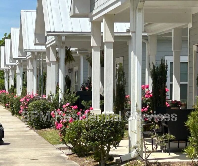 Wilmington House: 1404 Westprong Way