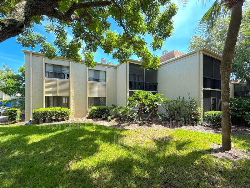 Orlando Condo: 3284 S Semoran Blvd