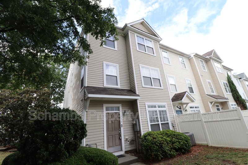 Raleigh Condo: 5110 Neuse Commons Ln