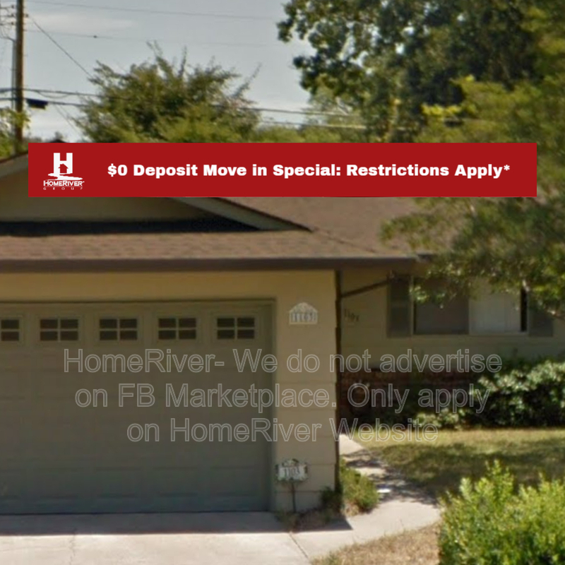 Roseville House: 1103 Oak Ridge Dr