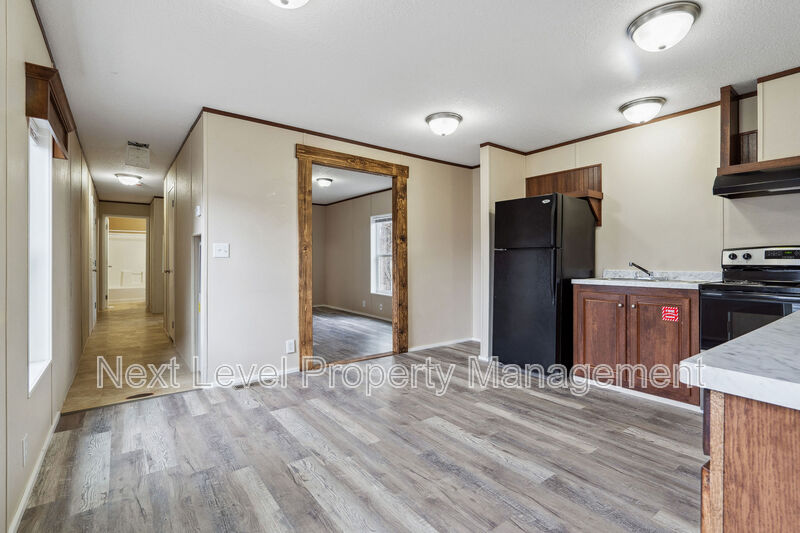 Kalispell House: 111 South Cedar Drive - 31