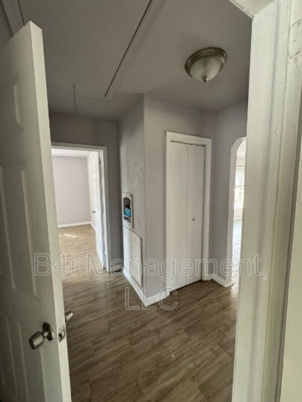 Columbus House: 2343 Huggins Street