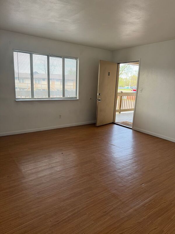 Belleville Condo: 104 N. 27th St.