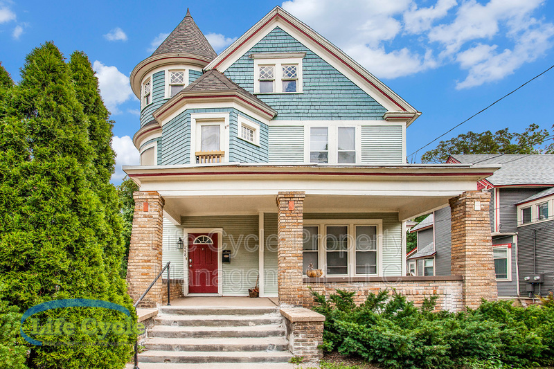 Grand Rapids Condo: 248 Henry Avenue Southeast