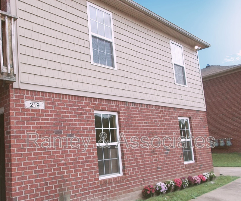 Shepherdsville Condo: 219 Highland Blvd