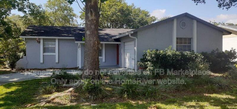 Casselberry House: 690 Lilac Rd
