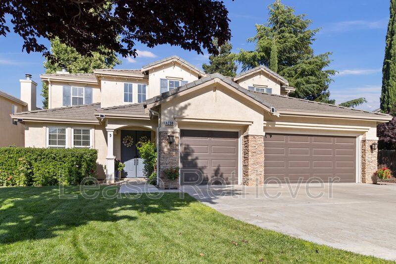 Tracy House: 4298 Christopher Michael Ct