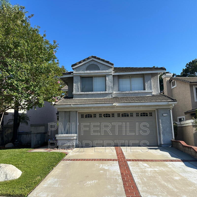 Rancho Cucamonga House: 11115 Charleston Street