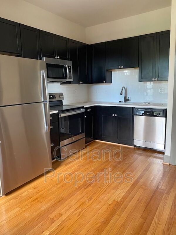 Roanoke Condo: 821 Salem Ave SW
