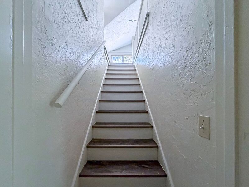 Photo 23 of rental home at 943 Washington Street