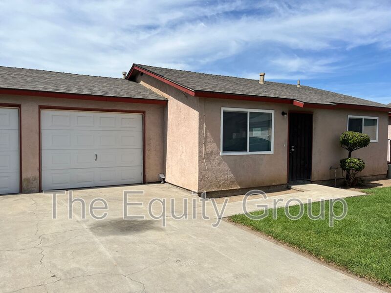 Porterville Condo: 1606 N Prospect St