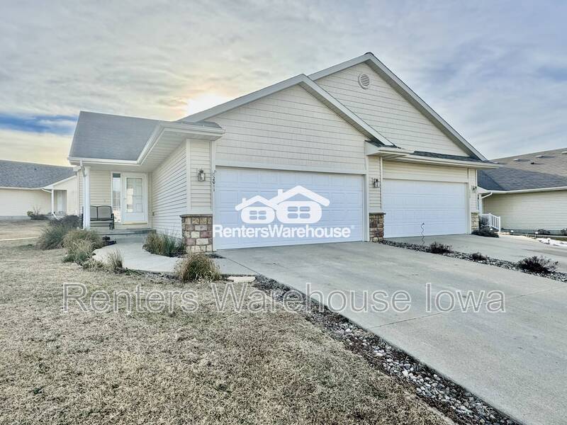 Indianola Townhome: 2011 E 1st Ave