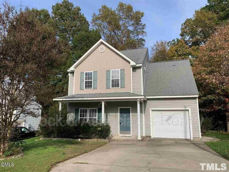 Knightdale House: 110 Tortola Place