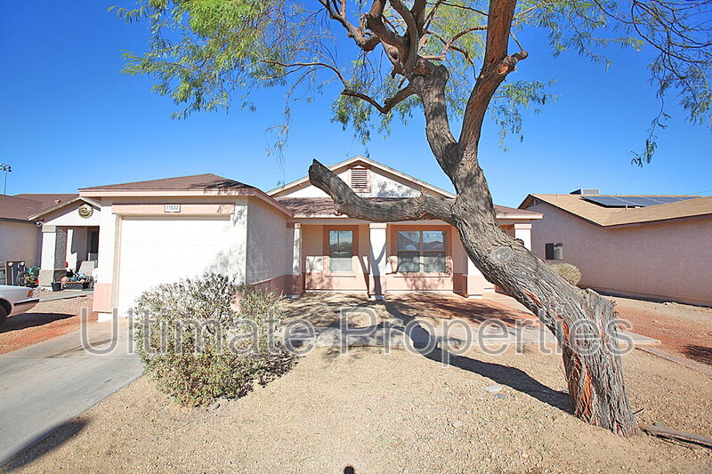 El Mirage House: 11530 W Larkspur Rd