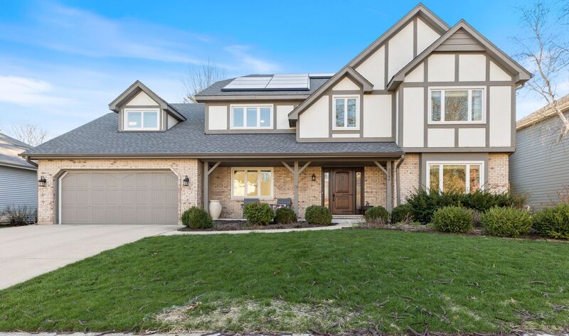 Naperville House: 2246 Keim Rd