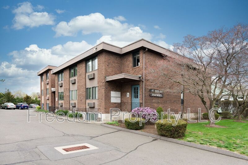 Plainville Condo: 65 East Street