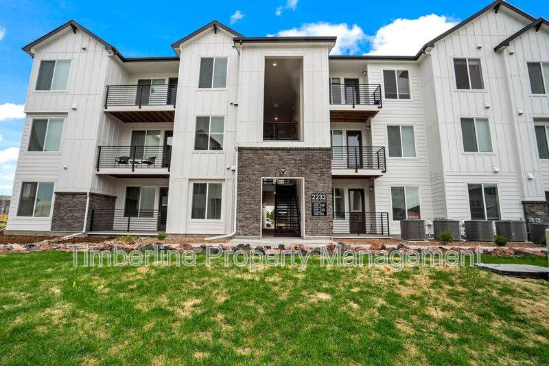 Colorado Springs House: 2232 Arikaree Heights