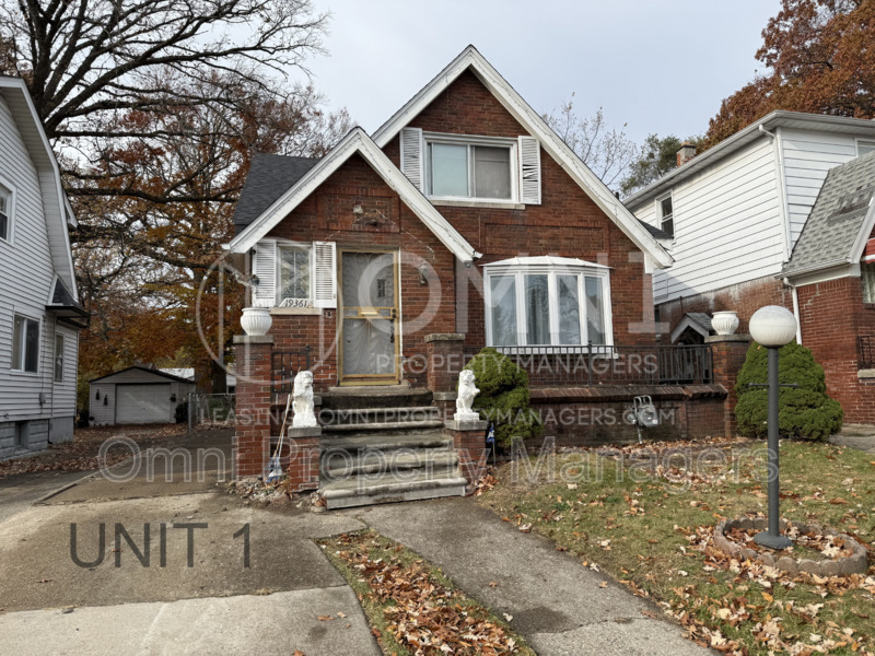 Detroit Condo: 19361 Moenart St