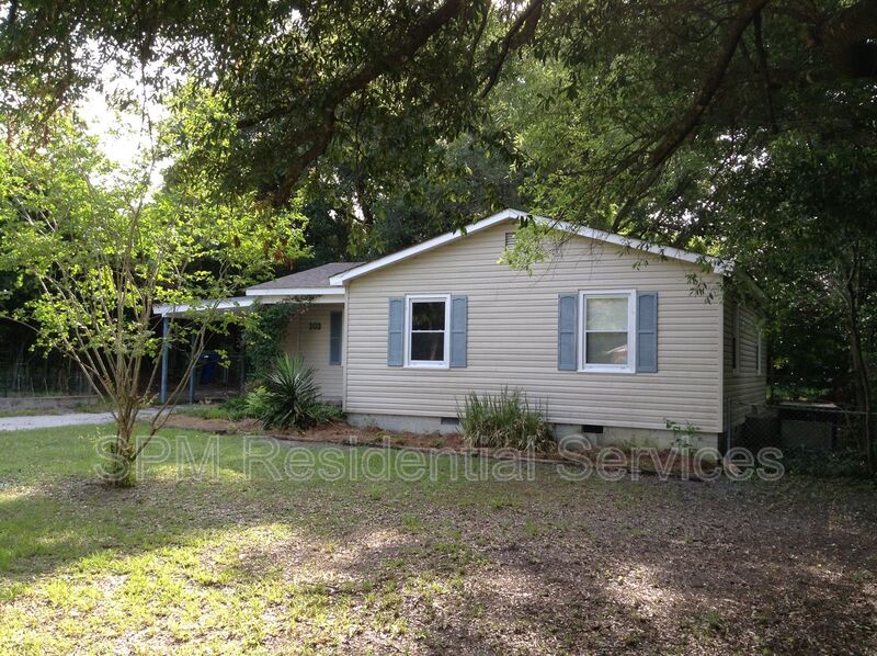 Wilmington House: 103 S Wallace Ave
