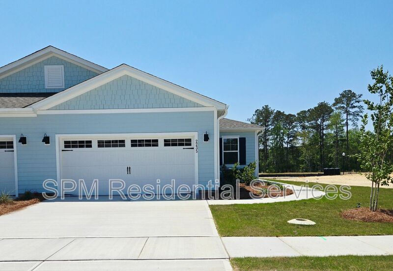 Leland House: 2235 Sweetspire Street