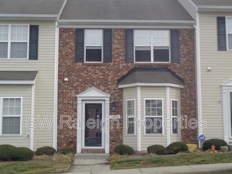 Wake Forest House: 2802 Gross Avenue