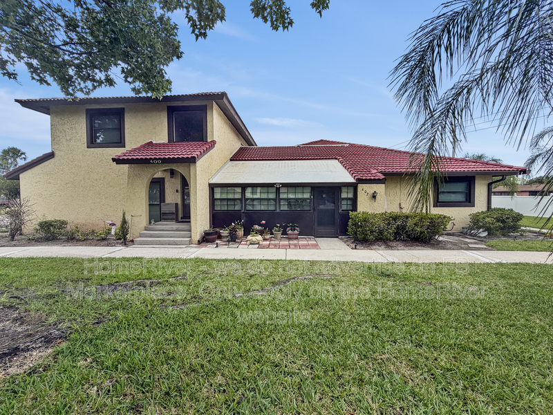 Kissimmee Townhome: 404 Hunter Cir