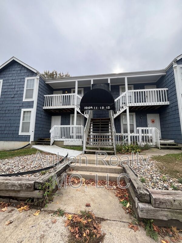 Raytown House: 10115 E. 67th Street