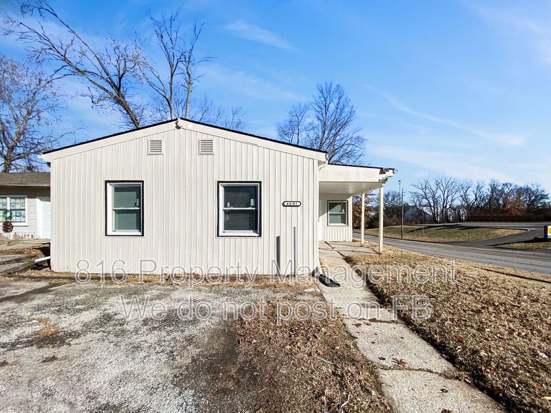 Kansas City House: 4802 Locust Ave