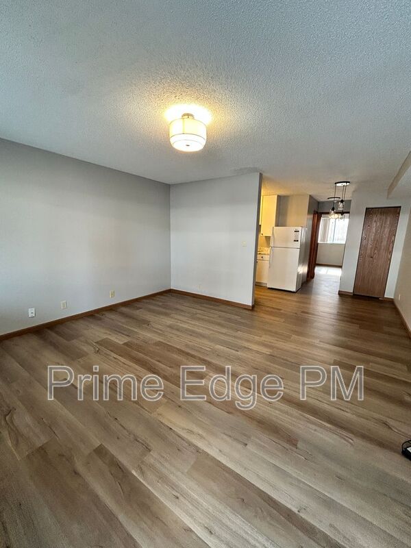 Lincoln House: 4615 Prescott