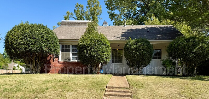 Memphis House: 3698 Philsdale Ave