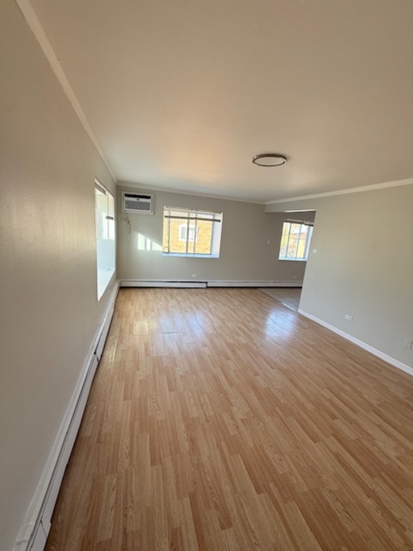 Calumet City Condo: 525 Madison Avenue - 3A