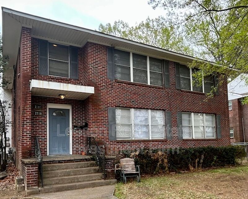 Shreveport House: 2717 Fairfield Ave