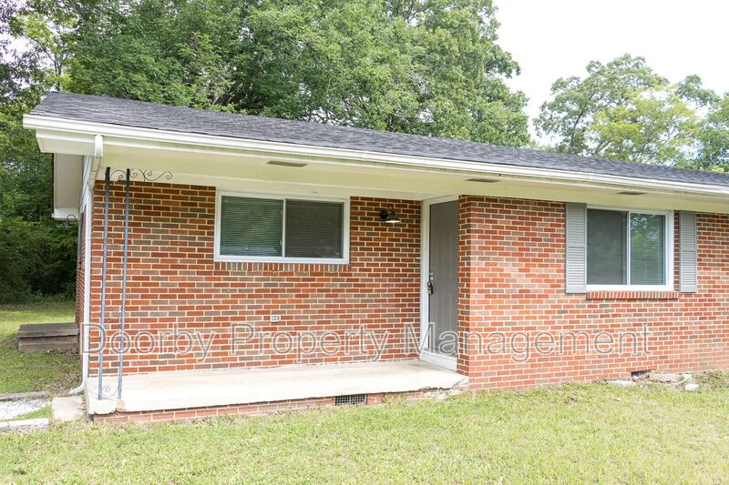 Chattanooga House: 2027 Lee Street