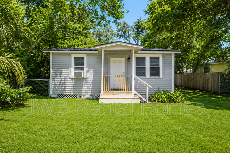 Jacksonville House: 2387 2nd Ave