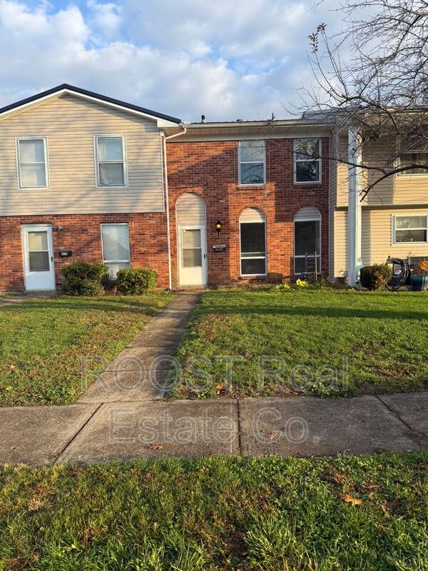 Enon House: 6820-6826 Emerald Ave