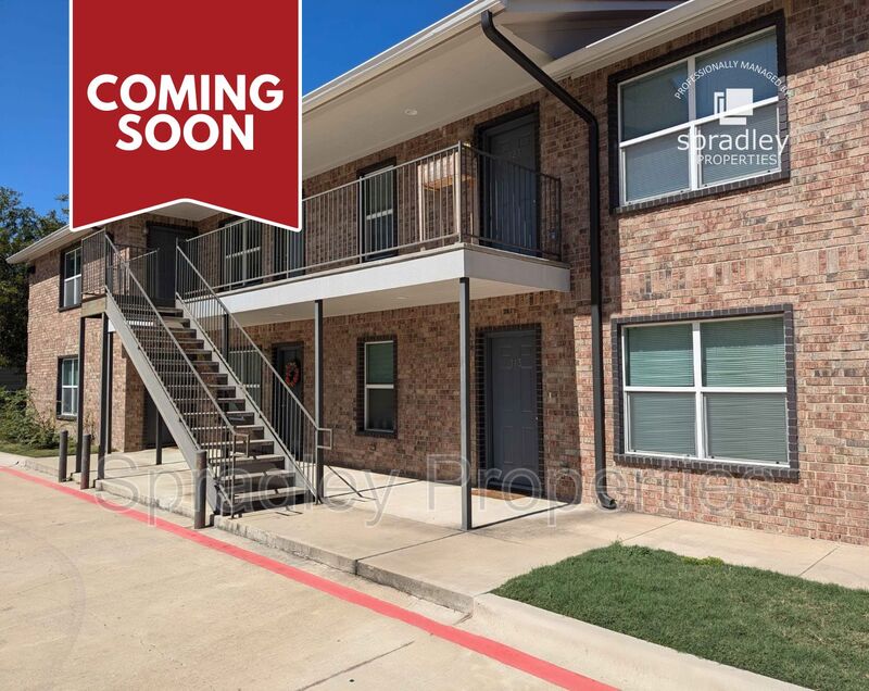 Belton Condo: 255 E 5th Ave, Apt 322