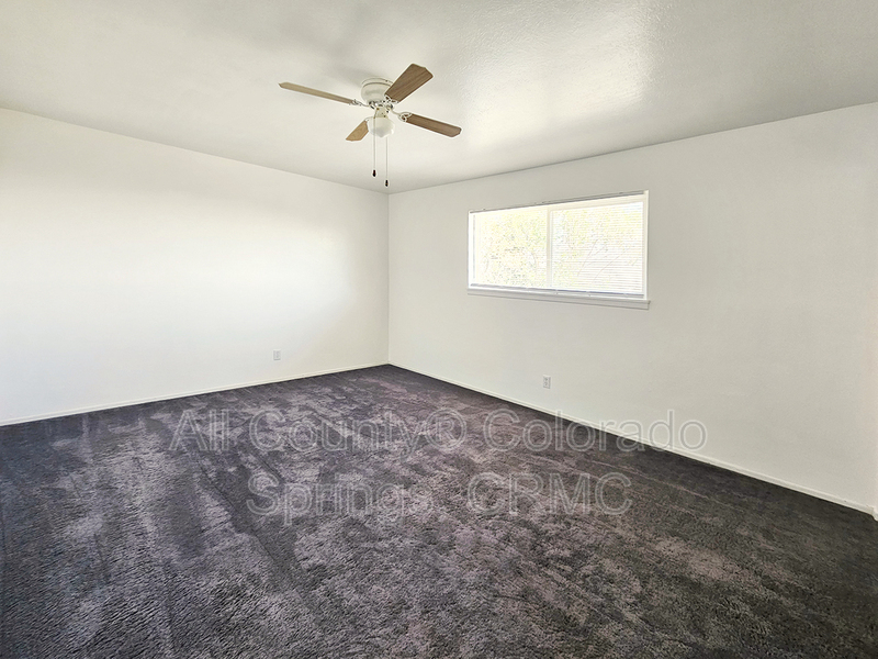 Main Rental Photo 9
