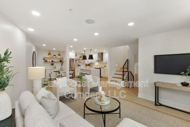 Baltimore House: 1601 Portugal St