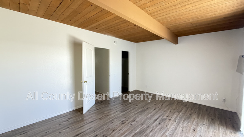 Main Rental Photo 13