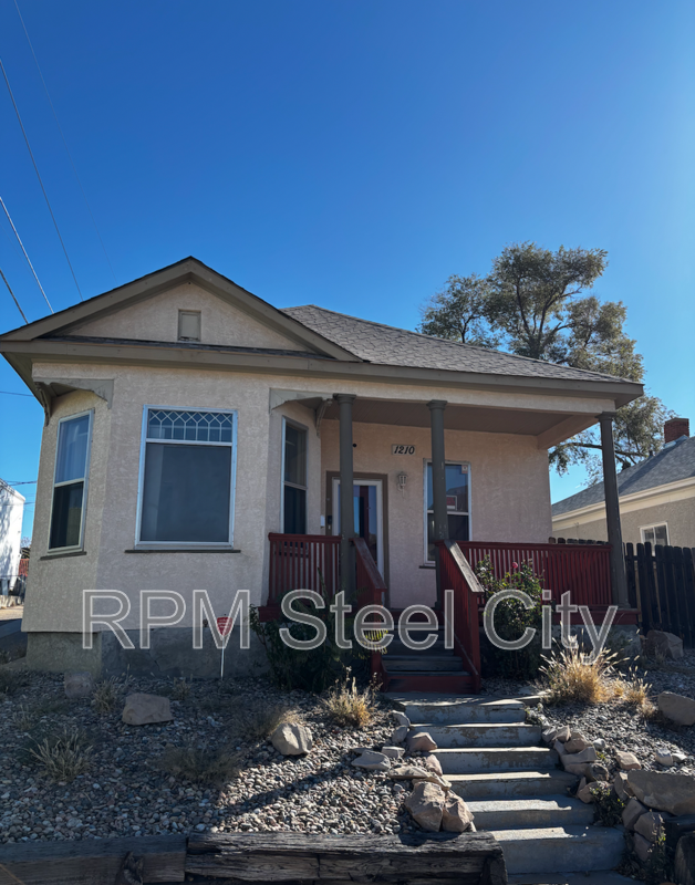 Pueblo House: 1210 N Elizabeth St
